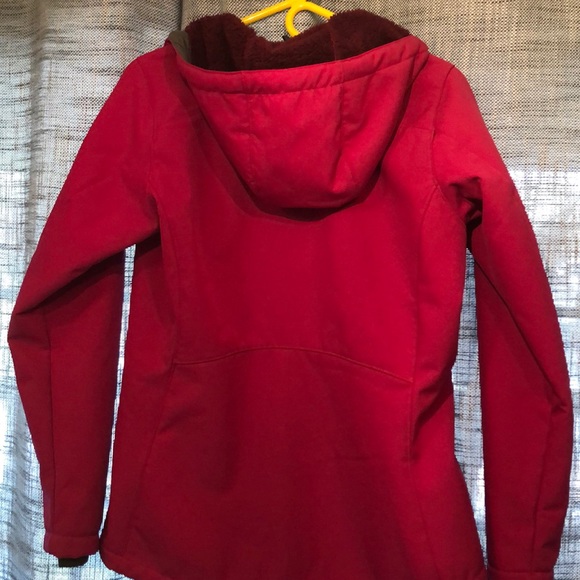 Waterproof jacket - Picture 4 of 5